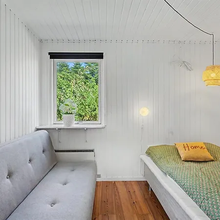 Leve - 300m From The Sea By Interhome *